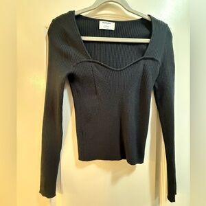 Women's Black Ribbed Knit Top